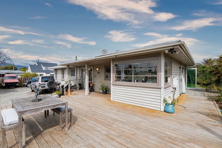Photo of property in 96 Waerenga Road, Otaki, 5512