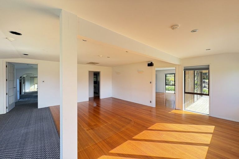 Photo of property in 123 Pomona Road, Kumeu, 0891