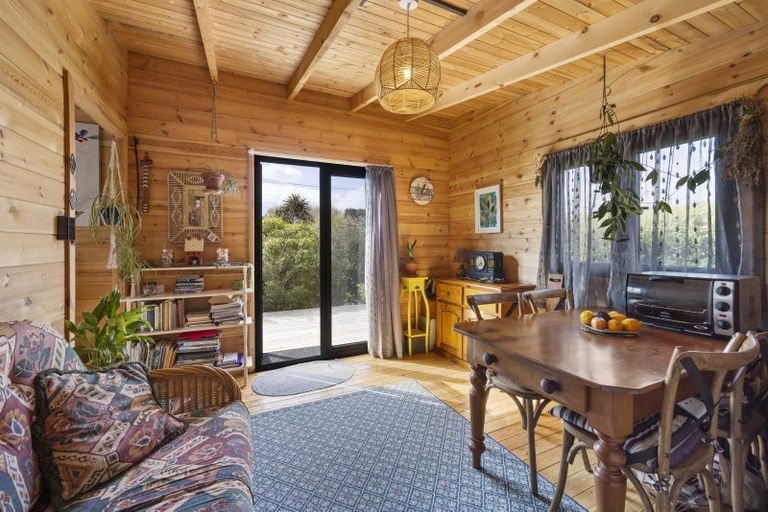 Photo of property in 10 King Street, Opunake, 4616