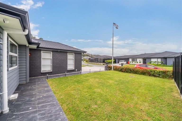 Photo of property in 28 Fenwick Crescent, Wallaceville, Upper Hutt, 5018