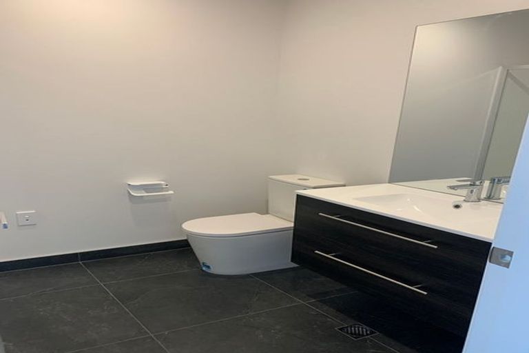 Photo of property in 16 Houhere Street, Paraparaumu, 5032