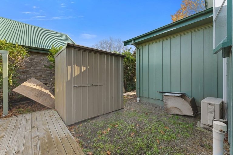 Photo of property in 10 Coopers Road, Dallington, Christchurch, 8061