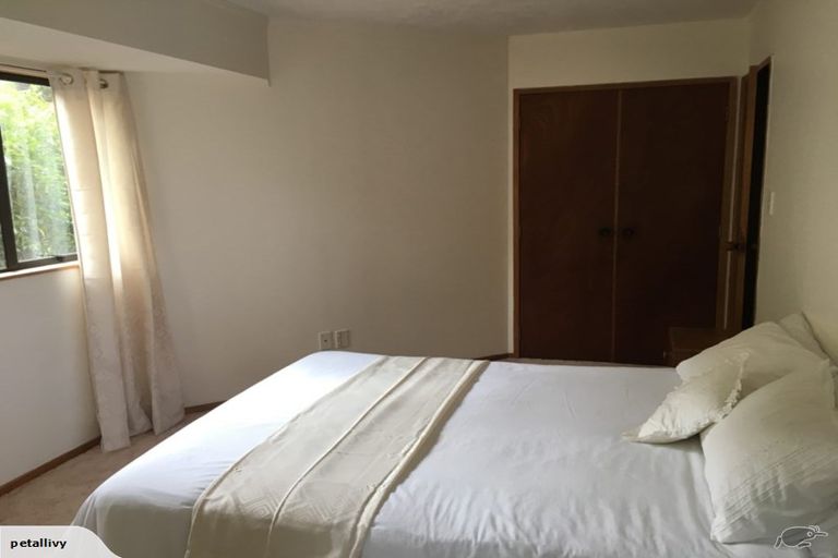 Photo of property in 32 Cochrane Avenue, Arkles Bay, Whangaparaoa, 0932