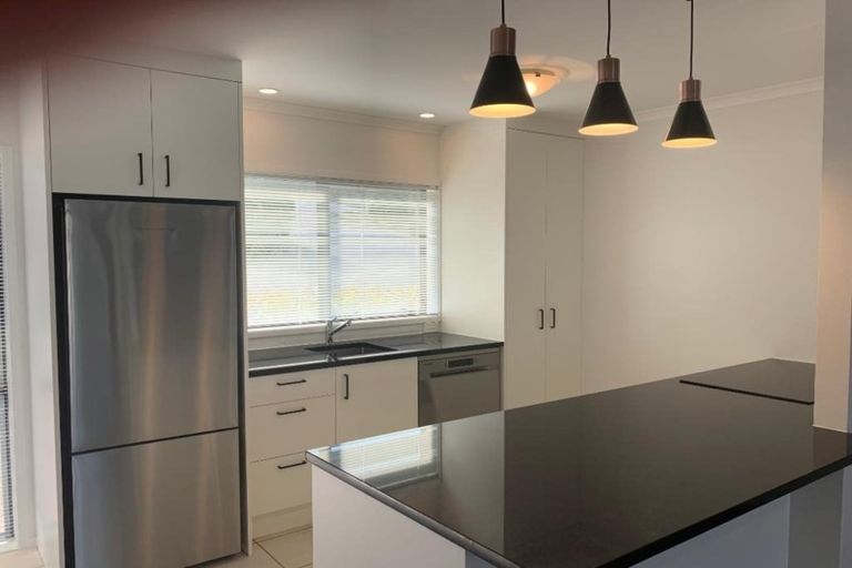 Photo of property in 15/55 Verbena Road, Birkdale, Auckland, 0626