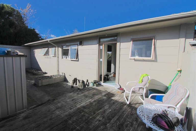 Photo of property in 18a Island View Road, Western Heights, Rotorua, 3015