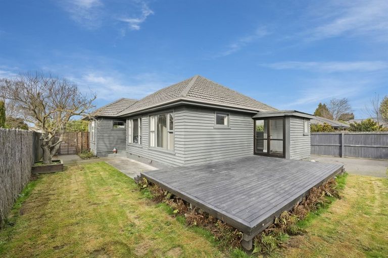 Photo of property in 841 Main North Road, Belfast, Christchurch, 8051