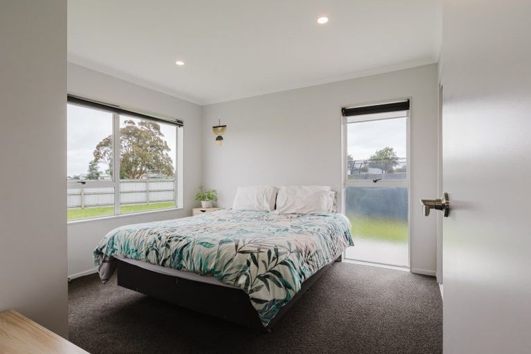Photo of property in 73 Herbert Avenue, Cloverlea, Palmerston North, 4412