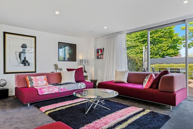 Photo of property in 20a Holmwood Road, Merivale, Christchurch, 8014