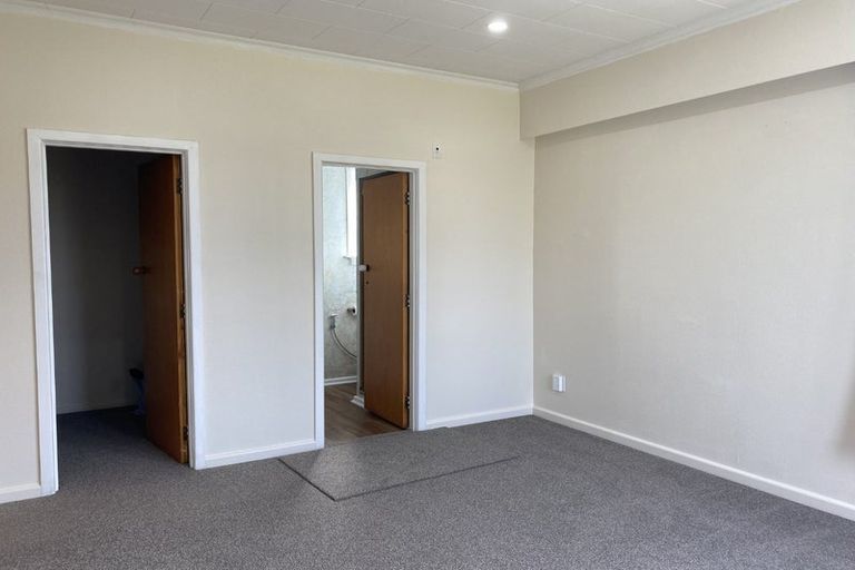 Photo of property in 107 Riverbend Road, Onekawa, Napier, 4110