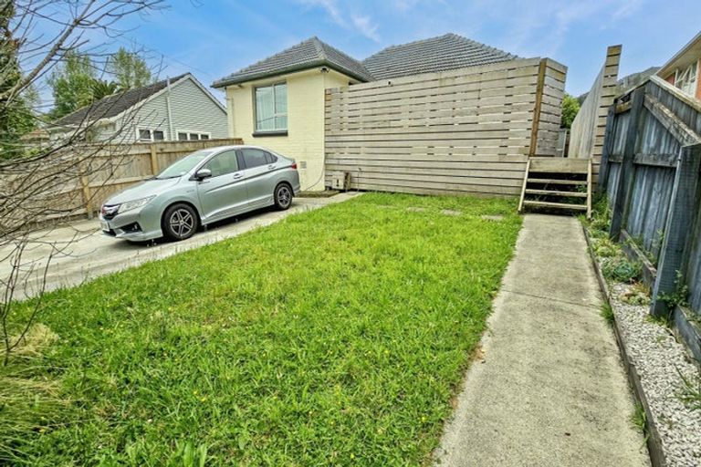 Photo of property in 5 Hay Street, Naenae, Lower Hutt, 5011