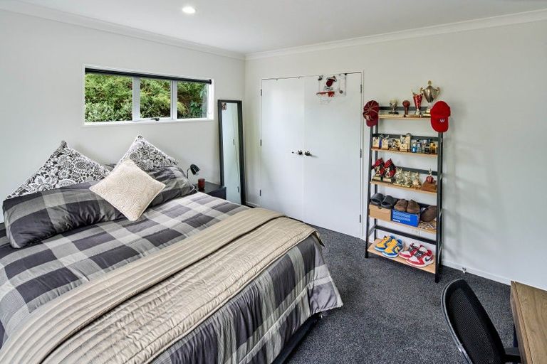 Photo of property in 15 Charlotte Way, Raumati South, Paraparaumu, 5032
