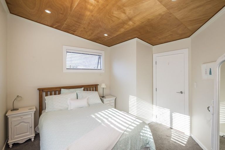 Photo of property in 35b Wharemauku Road, Raumati Beach, Paraparaumu, 5032