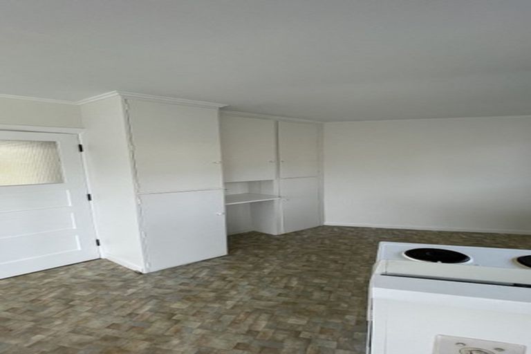 Photo of property in 2/85 Lake Road, Belmont, Auckland, 0622