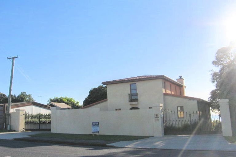 Photo of property in 29 Bleakhouse Road, Howick, Auckland, 2014