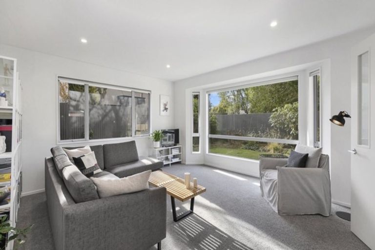 Photo of property in 14a Claxton Place, Saint Martins, Christchurch, 8022
