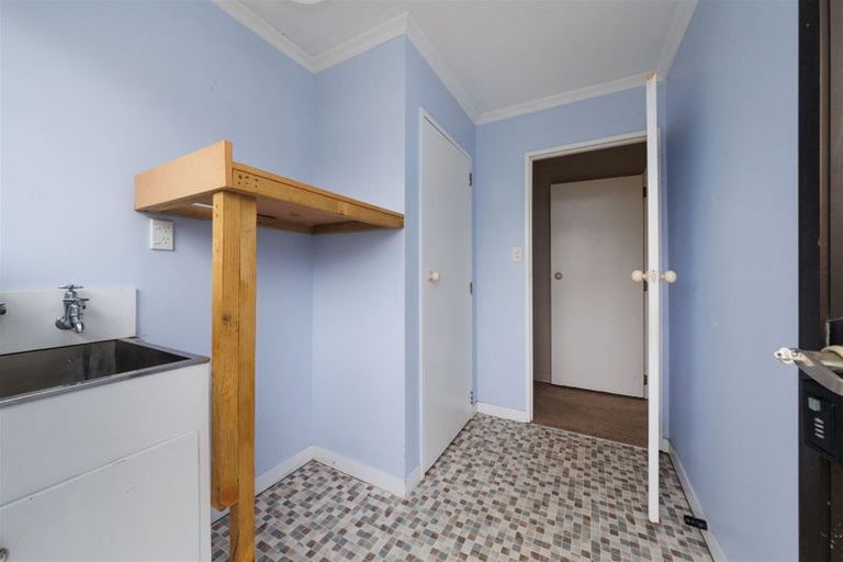 Photo of property in 8 Coromandel Court, Roslyn, Palmerston North, 4414