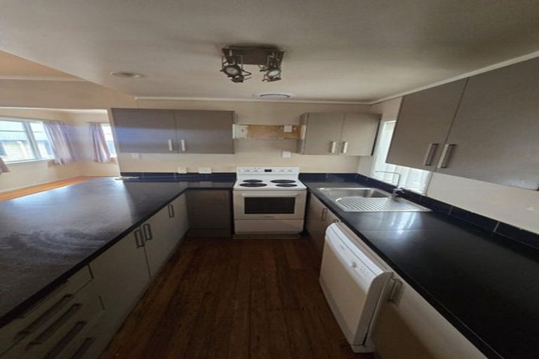 Photo of property in 18 Alison Street, Hamilton Lake, Hamilton, 3204