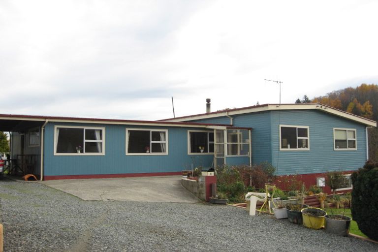 Photo of property in 4 Hill Street, Lawrence, 9532