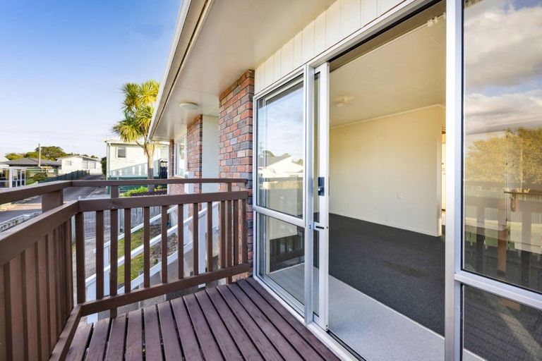 Photo of property in 141a Lemon Street, Strandon, New Plymouth, 4312