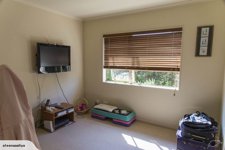 Photo of property in 11 Blackwood Drive, Wattle Downs, Auckland, 2103