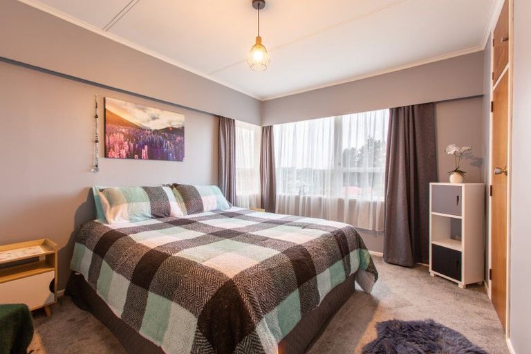 Photo of property in 11 Ries Street, Dannevirke, 4930