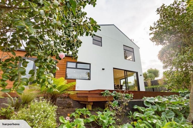 Photo of property in 80c Clyde Road, Ilam, Christchurch, 8041