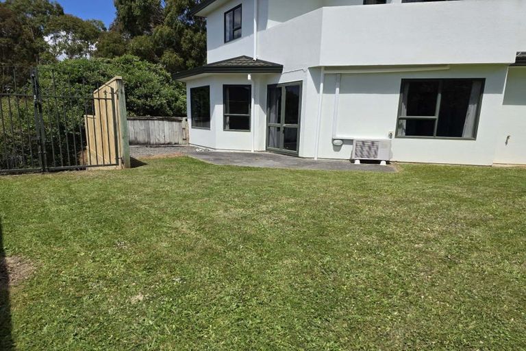 Photo of property in 69 Joseph Banks Drive, Whitby, Porirua, 5024