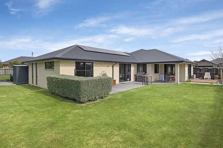 Photo of property in 14 Christie Place, Rolleston, 7614