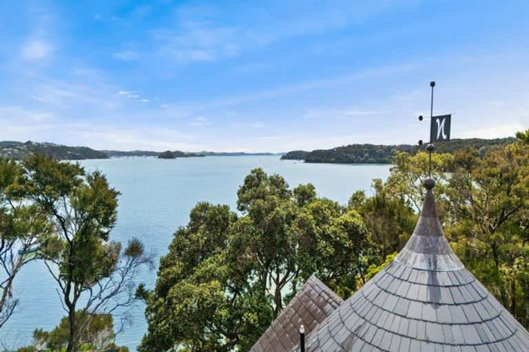 Photo of property in 16 James Clendon Place, Okiato, Russell, 0272