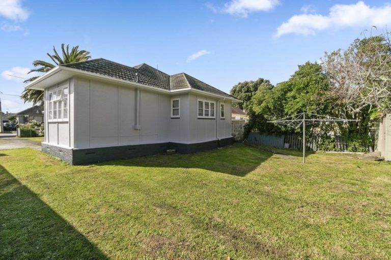 Photo of property in 41 Brasell Street, Fairfield, Lower Hutt, 5011