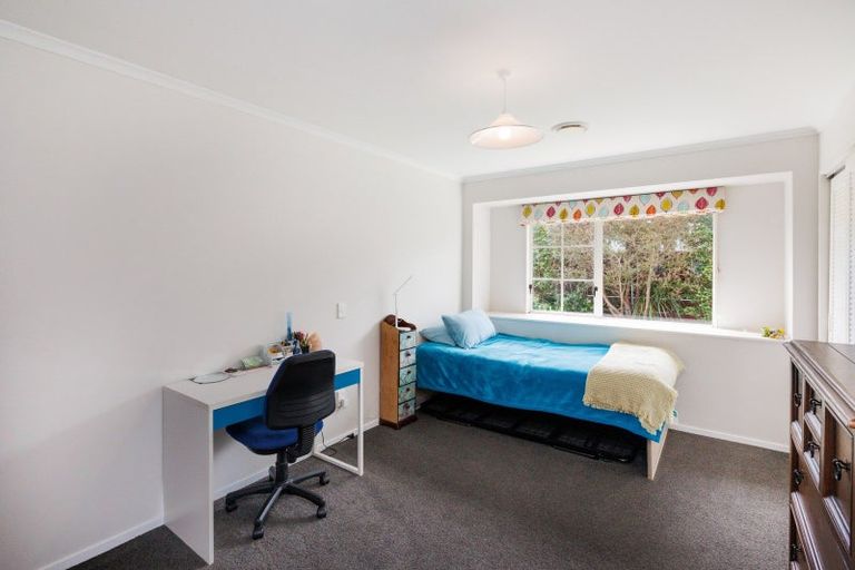 Photo of property in 10 Sandstrom Grove, Feilding, 4702