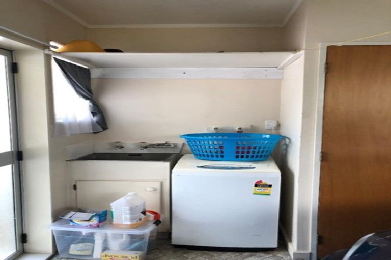 Photo of property in 572 Queen Street East, Levin, 5510