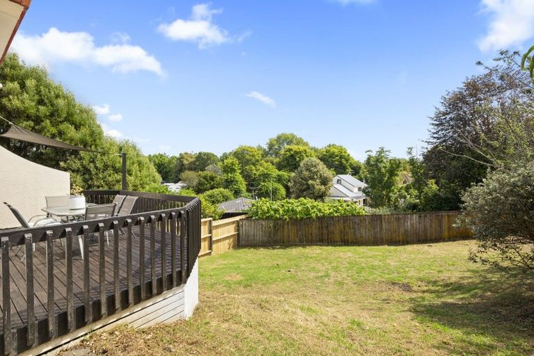 Photo of property in 10 Brownlee Place, Pukekohe, 2120