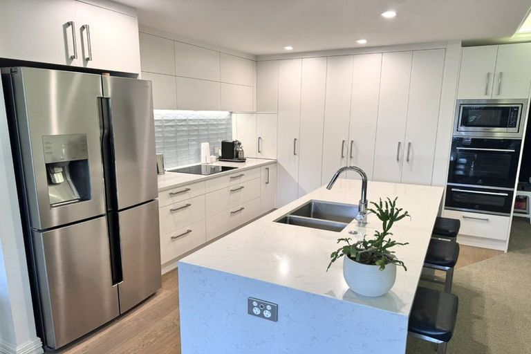 Photo of property in The Georgian, 2/8 Sidmouth Street, Mairangi Bay, Auckland, 0630