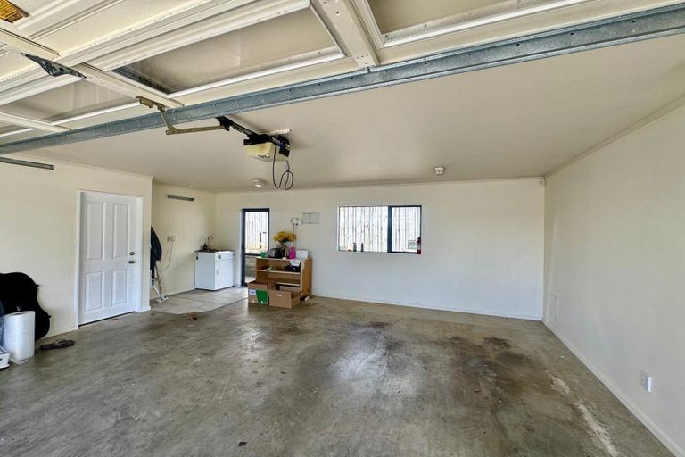 Photo of property in 24a Reeves Road, Pakuranga, Auckland, 2010