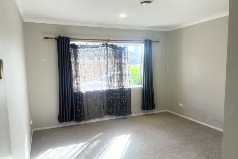 Photo of property in 42 Raphoe Road, Flat Bush, Auckland, 2019