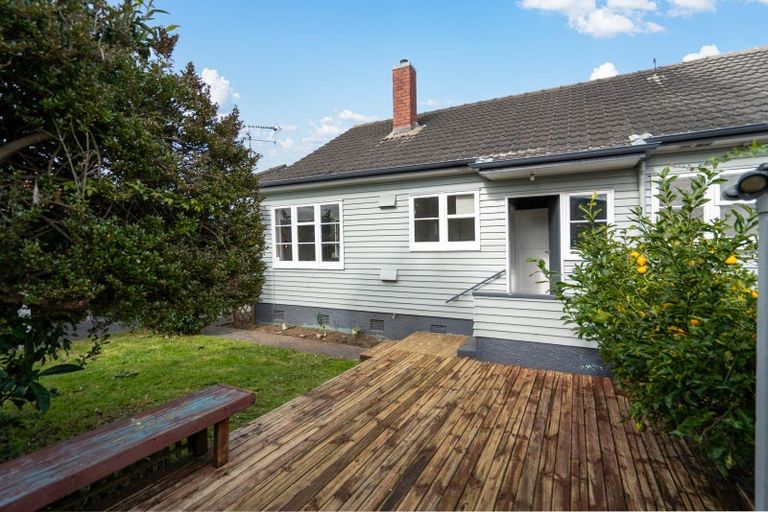 Photo of property in 76 Williams Street, Cambridge, 3434