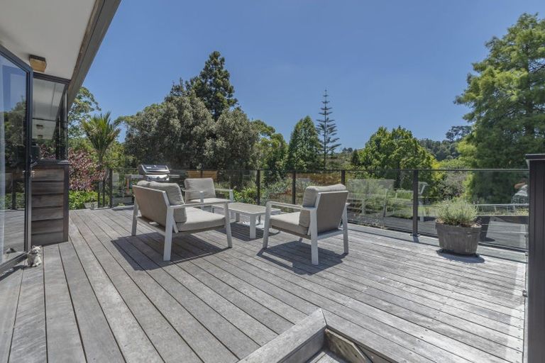 Photo of property in 300 Hunua Road, Hunua, Papakura, 2583