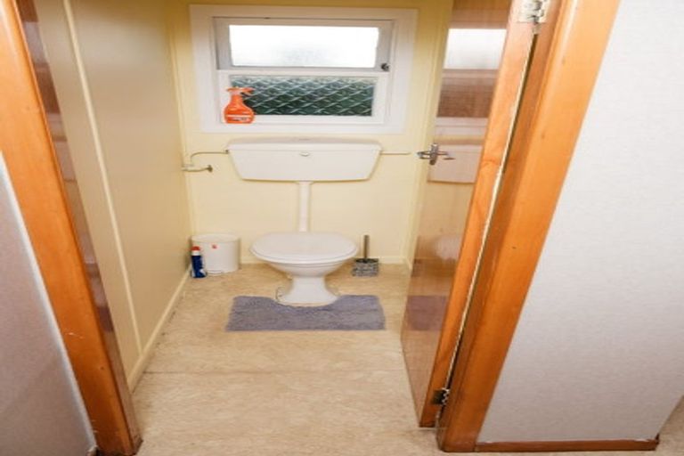 Photo of property in 22 Shakespeare Street, Milton, 9220