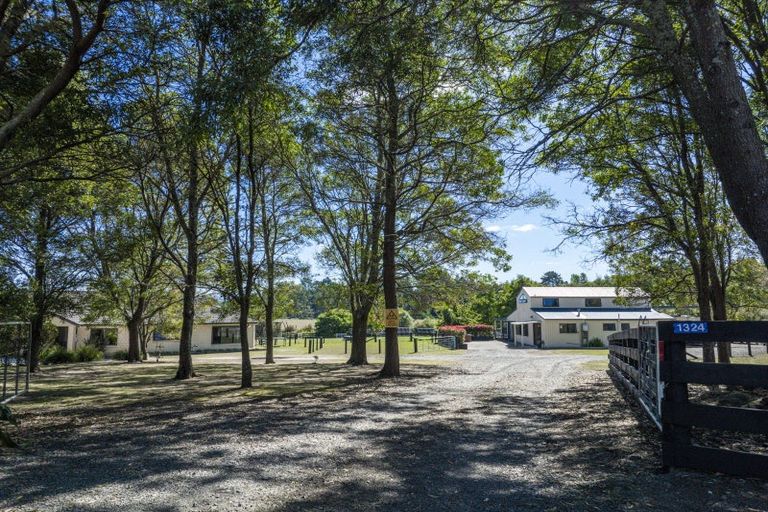 Photo of property in 1324 Glengarry Road, Puketapu, Napier, 4182