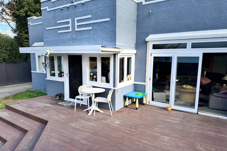 Photo of property in 152a Russell Street, Palmerston North, 4414