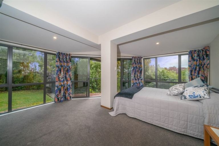 Photo of property in 5 Bengal Drive, Cashmere, Christchurch, 8022