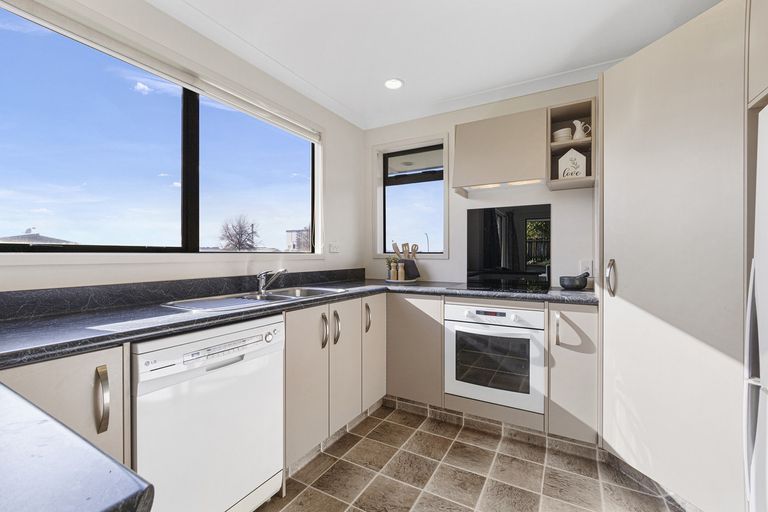 Photo of property in 332 Raeburne Street, Te Awamutu, 3800