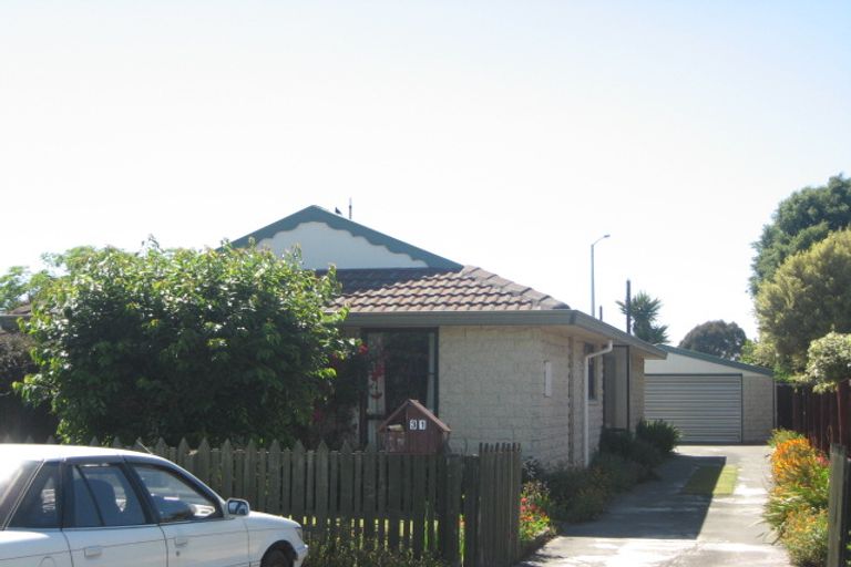 Photo of property in 31 Pensacola Crescent, Broomfield, Christchurch, 8042