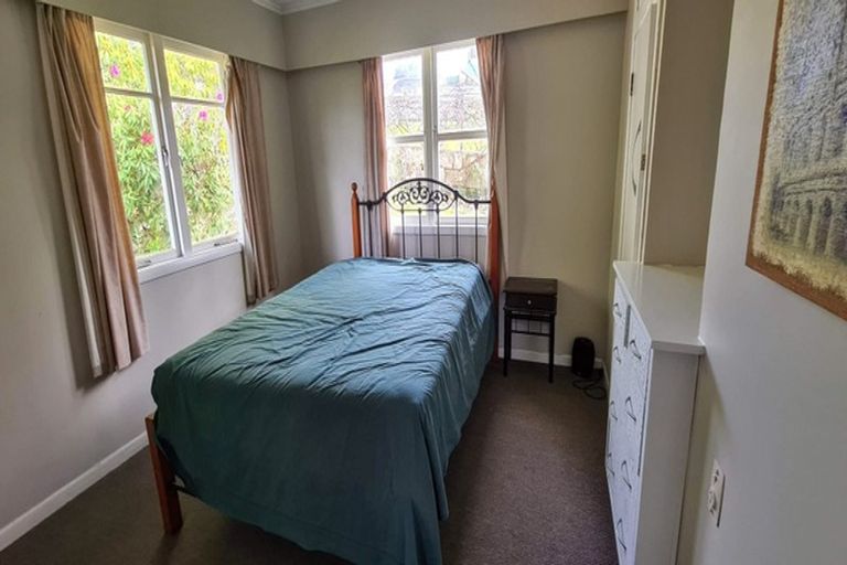 Photo of property in 5 View Street, Maungaturoto, 0520