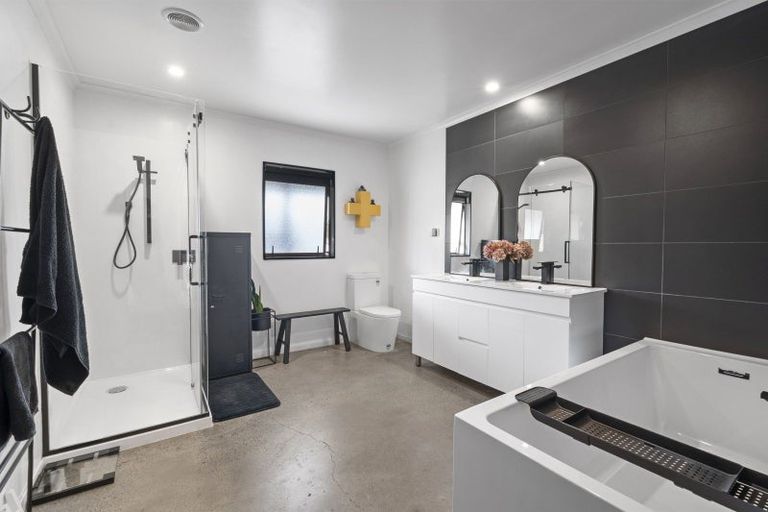 Photo of property in 315b Ashhurst Road, Bunnythorpe, Palmerston North, 4481