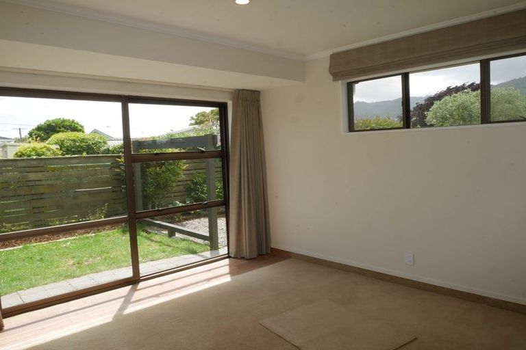 Photo of property in 63a Ngaio Road, Waikanae, 5036