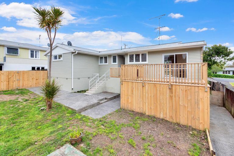 Photo of property in 1/17 Boundary Road, Opaheke, Papakura, 2113