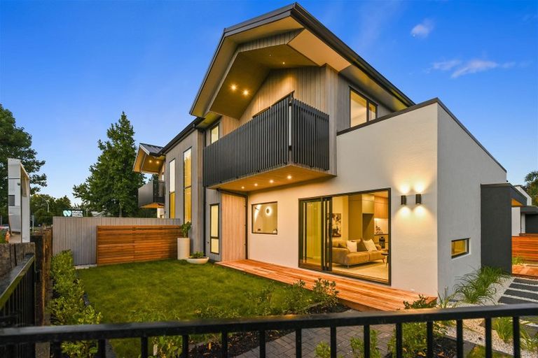 Photo of property in 1/64 Banbury Crescent, Fairfield, Hamilton, 3214