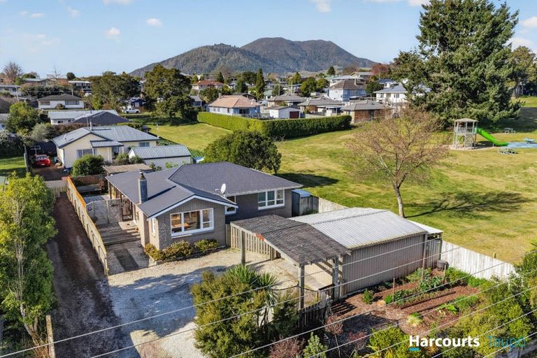 Photo of property in 1/34 Tamatea Road, Taupo, 3330